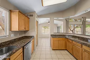 11101 S Hopi Dr, Goodyear, AZ 85338 - Photo 18