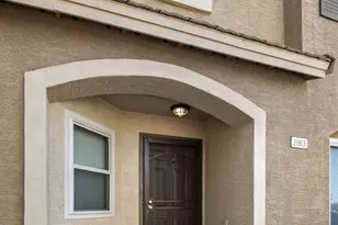 21813 N 40th Way, Phoenix, AZ 85050 - Photo 4