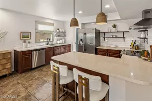 21813 N 40th Way, Phoenix, AZ 85050 - Photo 10