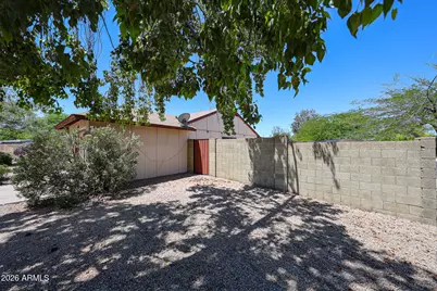20606 N 31st Drive, Phoenix, AZ 85027 - Photo 4