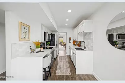 4646 N 11th Avenue #104, Phoenix, AZ 85013 - Photo 2