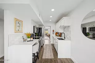 4646 N 11th Ave, Phoenix, AZ 85013 - Photo 2