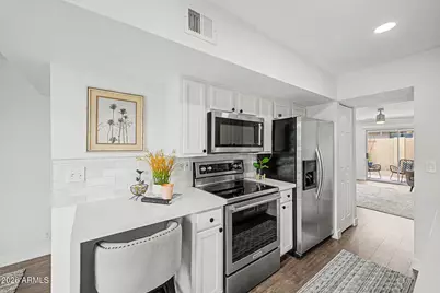 4646 N 11th Avenue #104, Phoenix, AZ 85013 - Photo 4