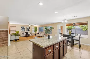9835 W Salter Dr, Peoria, AZ 85382 - Photo 10