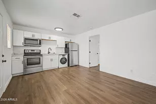 1438 E Adams St, Phoenix, AZ 85034 - Photo 8