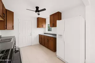 10944 W Durango St, Avondale, AZ 85323 - Photo 6