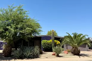 3702 E Paradise Dr, Phoenix, AZ 85028 - Photo 1