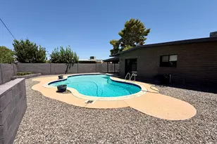 3702 E Paradise Dr, Phoenix, AZ 85028 - Photo 22