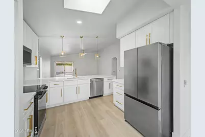 2248 E Morrow Drive, Phoenix, AZ 85024 - Photo 8