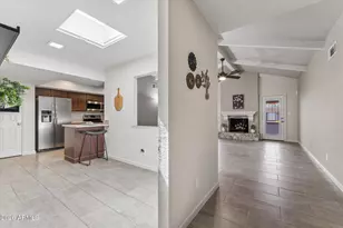 7621 E Vista Dr, Scottsdale, AZ 85250 - Photo 10