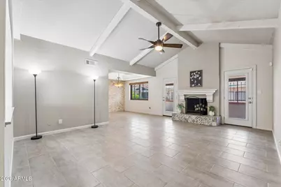 7621 E Vista Drive, Scottsdale, AZ 85250 - Photo 2