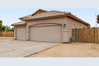 15830 W Hilton Avenue, Goodyear, AZ 85338 - Photo 8