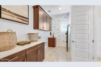 7942 W Rowel Road, Peoria, AZ 85383 - Photo 20