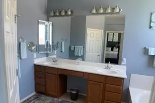 12004 W Eagle Ridge Ln, Peoria, AZ 85383 - Photo 16