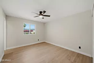 8262 E Monte Vista Rd, Scottsdale, AZ 85257 - Photo 18