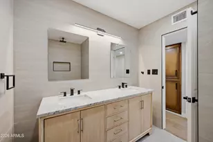 8262 E Monte Vista Rd, Scottsdale, AZ 85257 - Photo 26