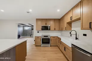 8262 E Monte Vista Rd, Scottsdale, AZ 85257 - Photo 2