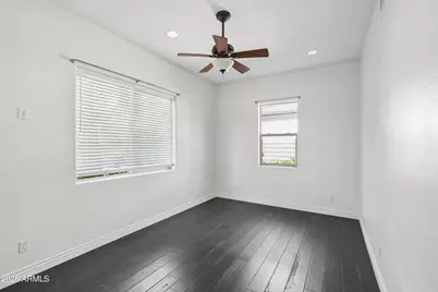 225 W Orchid Lane, Phoenix, AZ 85021 - Photo 30