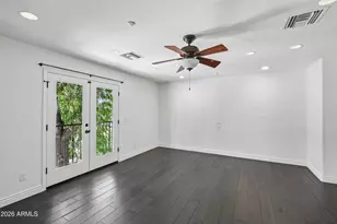 225 W Orchid Ln, Phoenix, AZ 85021 - Photo 38
