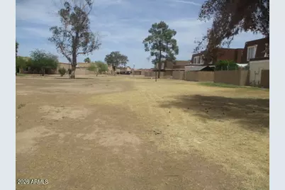 3346 W Las Palmaritas Drive, Phoenix, AZ 85051 - Photo 14