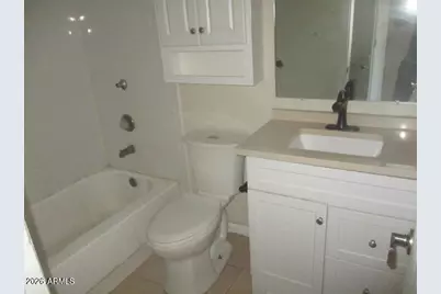 3346 W Las Palmaritas Drive, Phoenix, AZ 85051 - Photo 6
