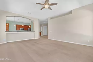 6844 S Pinehurst Dr Dr, Gilbert, AZ 85298 - Photo 12