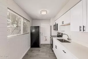 1321 N 48th Pl, Phoenix, AZ 85008 - Photo 6