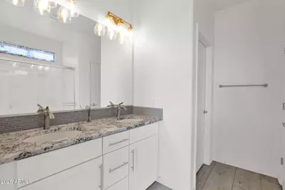 1012 W Canyonlands Court, San Tan Valley, AZ 85140 - Photo 16