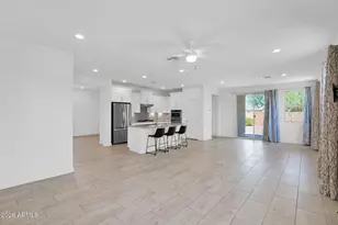 1012 W Canyonlands Ct, San Tan Valley, AZ 85140 - Photo 4