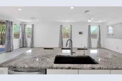 1012 W Canyonlands Court, San Tan Valley, AZ 85140 - Photo 18