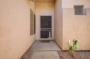 2263 E Waterview Pl, Chandler, AZ 85249 - Photo 2