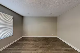 11823 N 49th Dr, Glendale, AZ 85304 - Photo 8