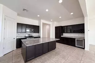 2528 N Comiskey Dr, Florence, AZ 85132 - Photo 8