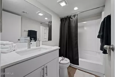 4620 W McDowell Road #1L, Phoenix, AZ 85035 - Photo 8