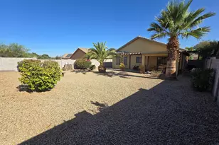 2629 W Maldonado Rd, Phoenix, AZ 85041 - Photo 8