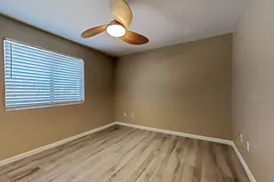 12229 N 47th Ln N, Glendale, AZ 85304 - Photo 14