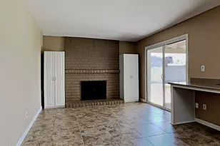 12229 N 47th Ln N, Glendale, AZ 85304 - Photo 8