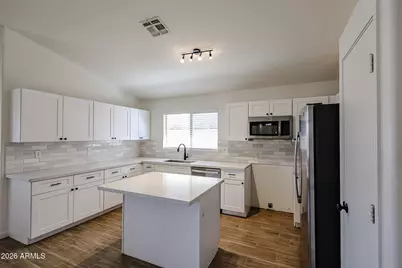 4047 E Jojoba Road, Phoenix, AZ 85044 - Photo 8