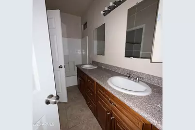 6537 S 15th Drive, Phoenix, AZ 85041 - Photo 24