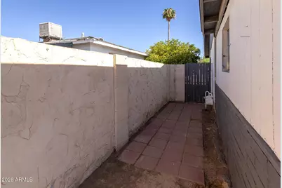 3803 W San Miguel Avenue, Phoenix, AZ 85019 - Photo 26