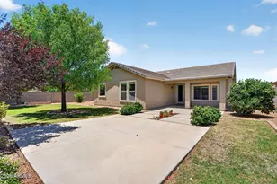 3643 E Meadow Land Dr, San Tan Valley, AZ 85140 - Photo 30