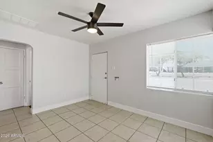 1038 N 16th St, Phoenix, AZ 85006 - Photo 4
