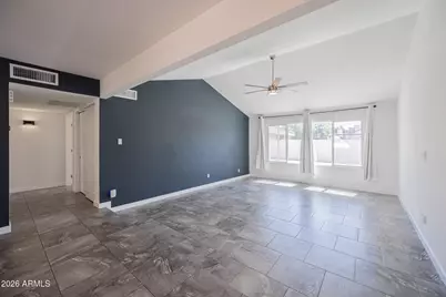 10251 N 53rd Avenue, Glendale, AZ 85302 - Photo 8