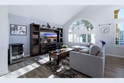 3821 S Hawthorn Drive, Chandler, AZ 85248 - Photo 14