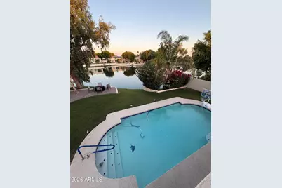 3821 S Hawthorn Drive, Chandler, AZ 85248 - Photo 4