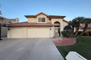 3821 S Hawthorn Dr, Chandler, AZ 85248 - Photo 1