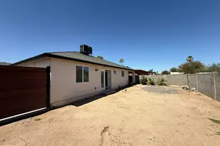 1114 E Desert Dr, Phoenix, AZ 85042 - Photo 8
