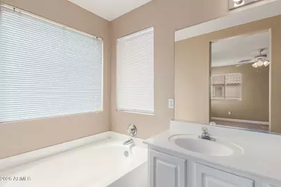 13391 W Crocus Drive, Surprise, AZ 85379 - Photo 14
