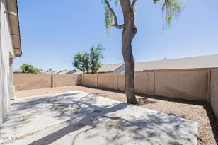 670 E Mariposa Pl, Chandler, AZ 85225 - Photo 24