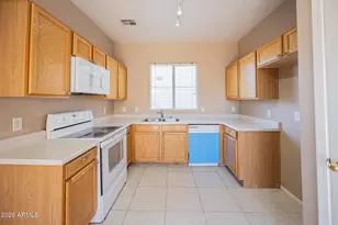 670 E Mariposa Pl, Chandler, AZ 85225 - Photo 8